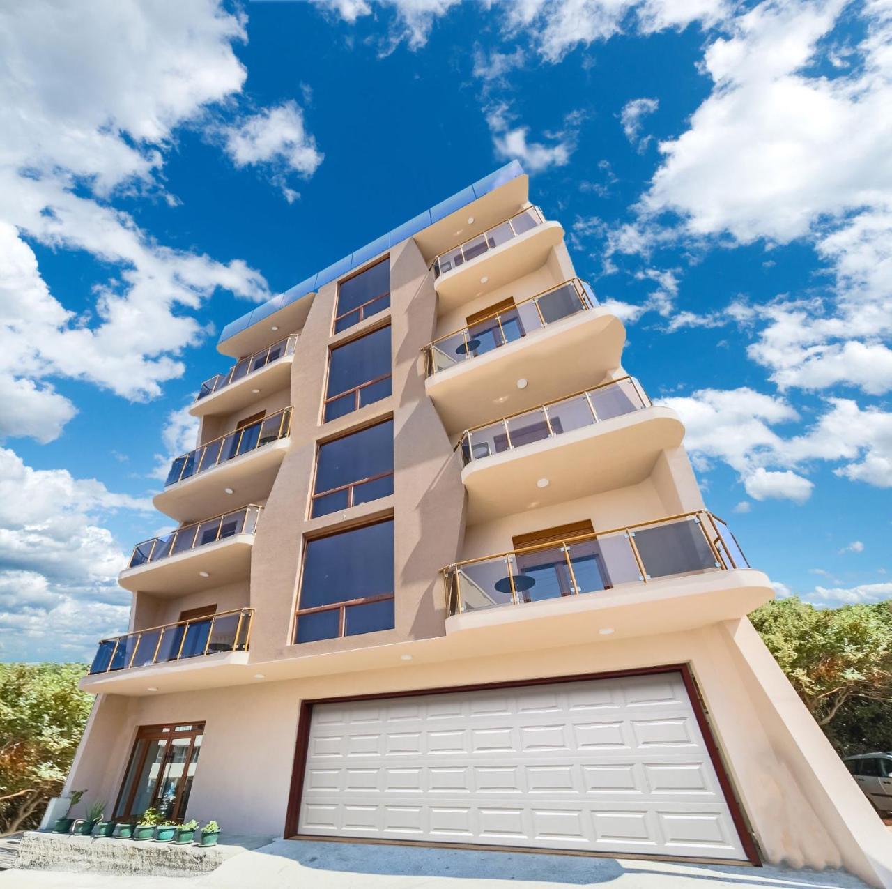 Apart Hotel Xxl Lux Dobra Voda Exterior foto